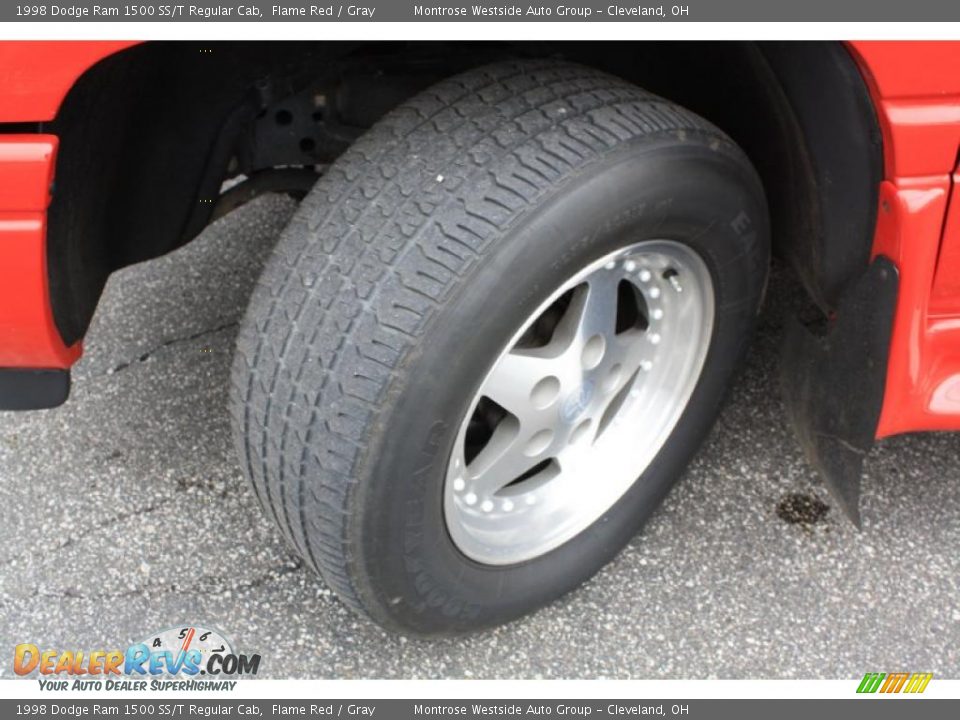 1998 Dodge Ram 1500 SS/T Regular Cab Flame Red / Gray Photo #17
