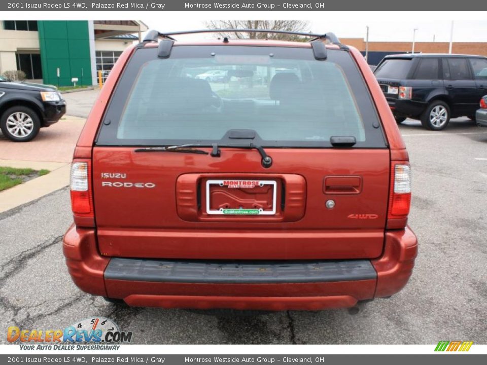 2001 Isuzu Rodeo LS 4WD Palazzo Red Mica / Gray Photo #5
