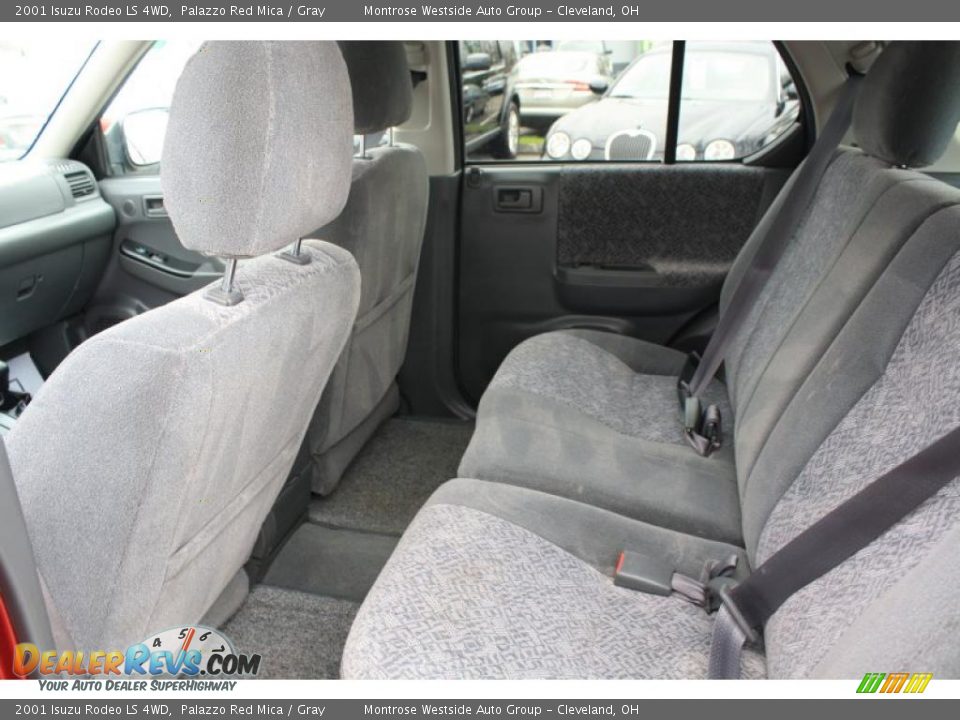 2001 Isuzu Rodeo LS 4WD Palazzo Red Mica / Gray Photo #14