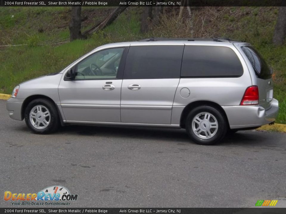 2004 Ford Freestar SEL Silver Birch Metallic / Pebble Beige Photo #3