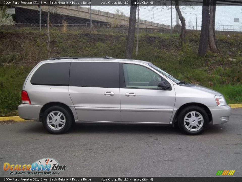 2004 Ford Freestar SEL Silver Birch Metallic / Pebble Beige Photo #7