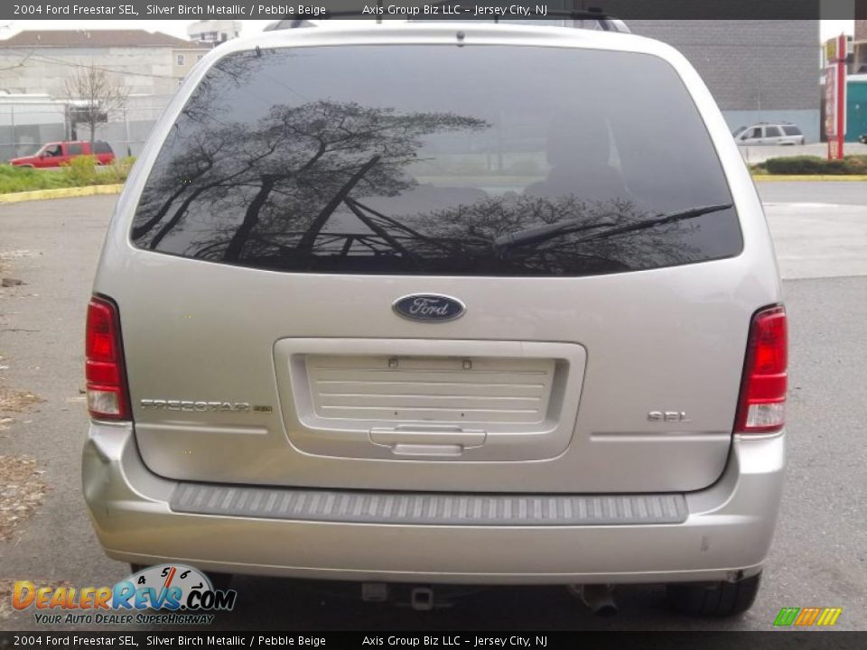 2004 Ford Freestar SEL Silver Birch Metallic / Pebble Beige Photo #9