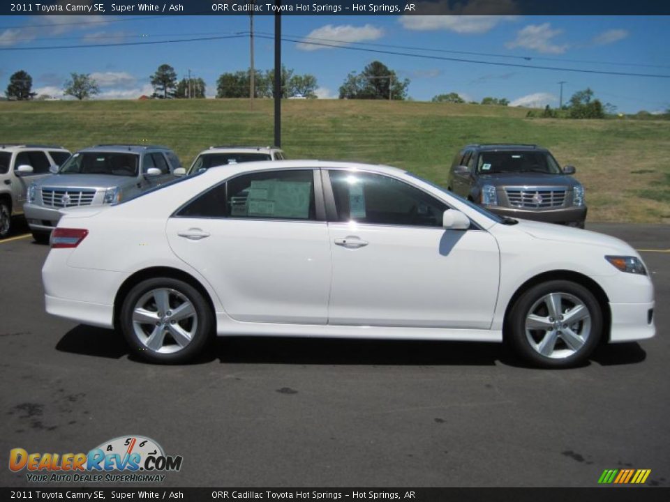 2011 white toyota camry #6