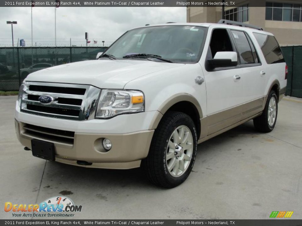 Front 3/4 View of 2011 Ford Expedition EL King Ranch 4x4 Photo #7