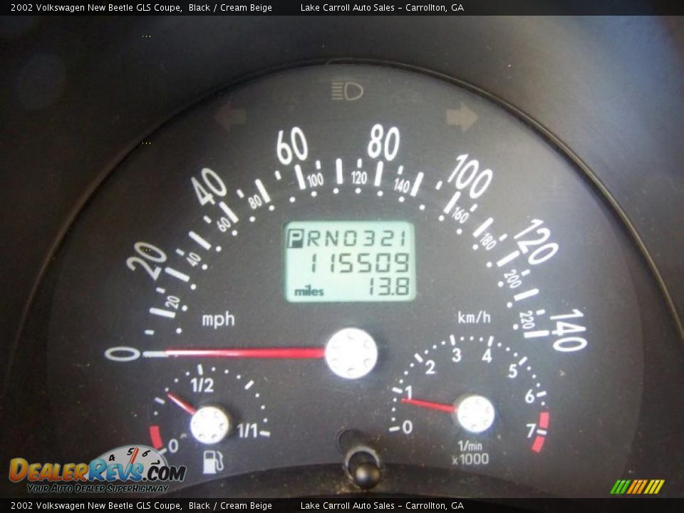2002 Volkswagen New Beetle GLS Coupe Black / Cream Beige Photo #17