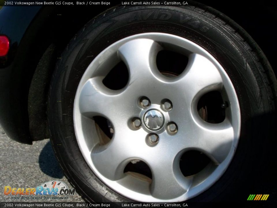 2002 Volkswagen New Beetle GLS Coupe Black / Cream Beige Photo #25