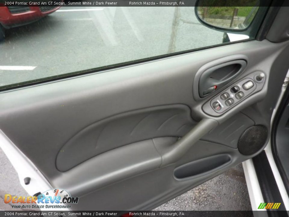 2004 Pontiac Grand Am GT Sedan Summit White / Dark Pewter Photo #16