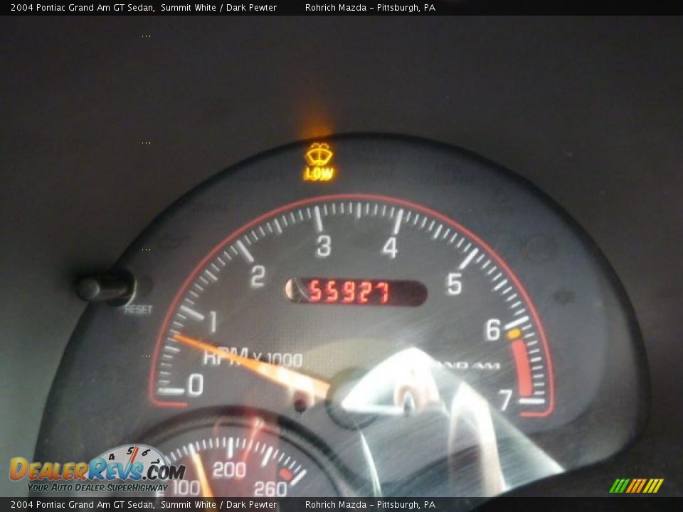2004 Pontiac Grand Am GT Sedan Summit White / Dark Pewter Photo #20