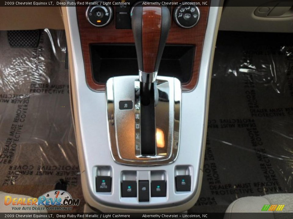 2009 Chevrolet Equinox LT Shifter Photo #9