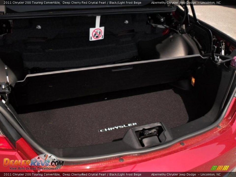 2011 Chrysler 200 Touring Convertible Trunk Photo #18