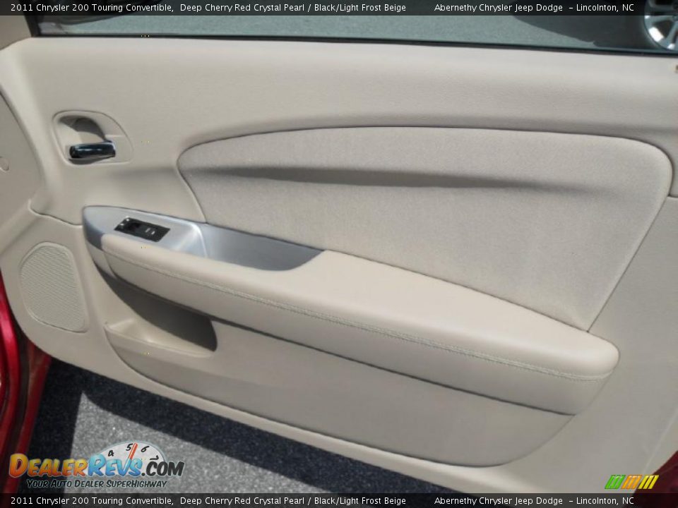2011 Chrysler 200 Touring Convertible Deep Cherry Red Crystal Pearl / Black/Light Frost Beige Photo #21