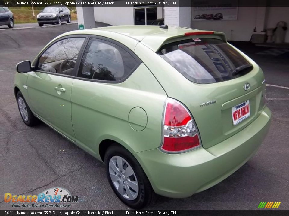2011 Hyundai Accent GS 3 Door Apple Green Metallic / Black Photo #8