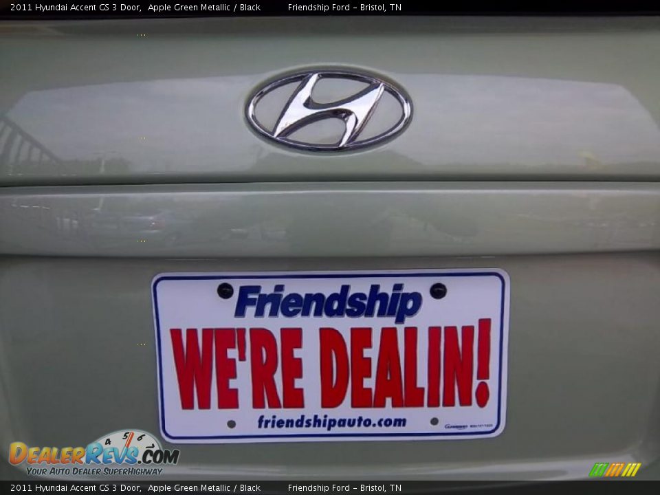 2011 Hyundai Accent GS 3 Door Apple Green Metallic / Black Photo #13