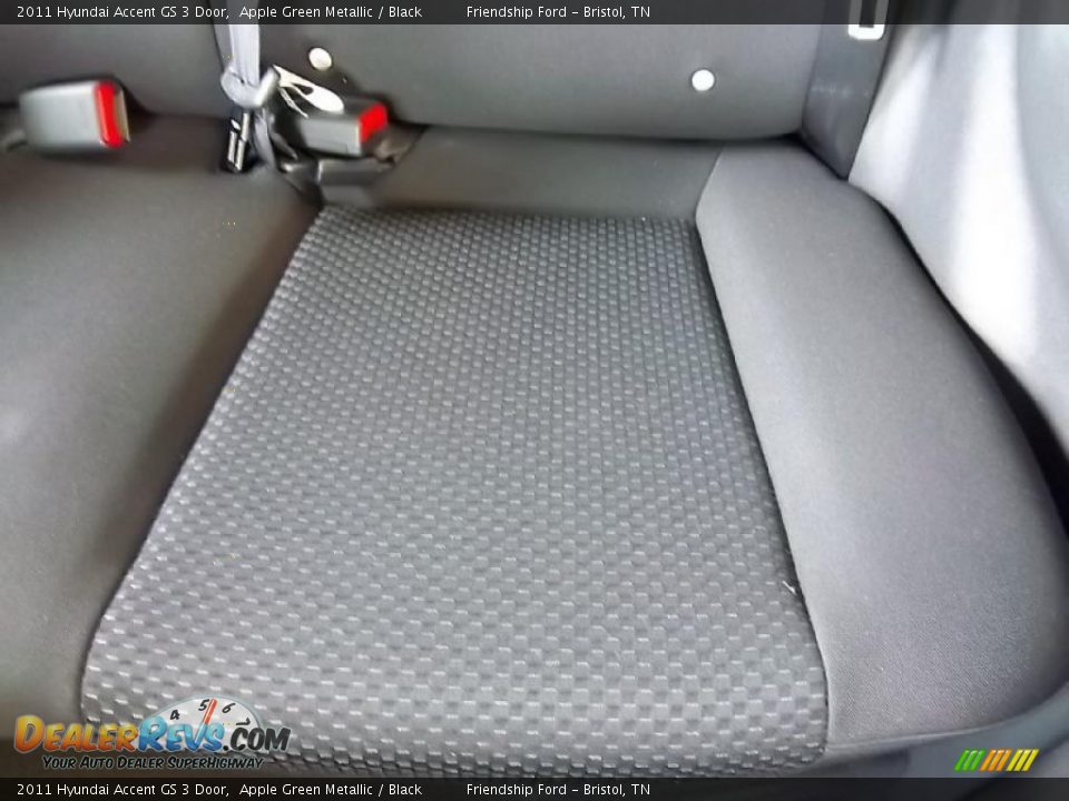 2011 Hyundai Accent GS 3 Door Apple Green Metallic / Black Photo #18