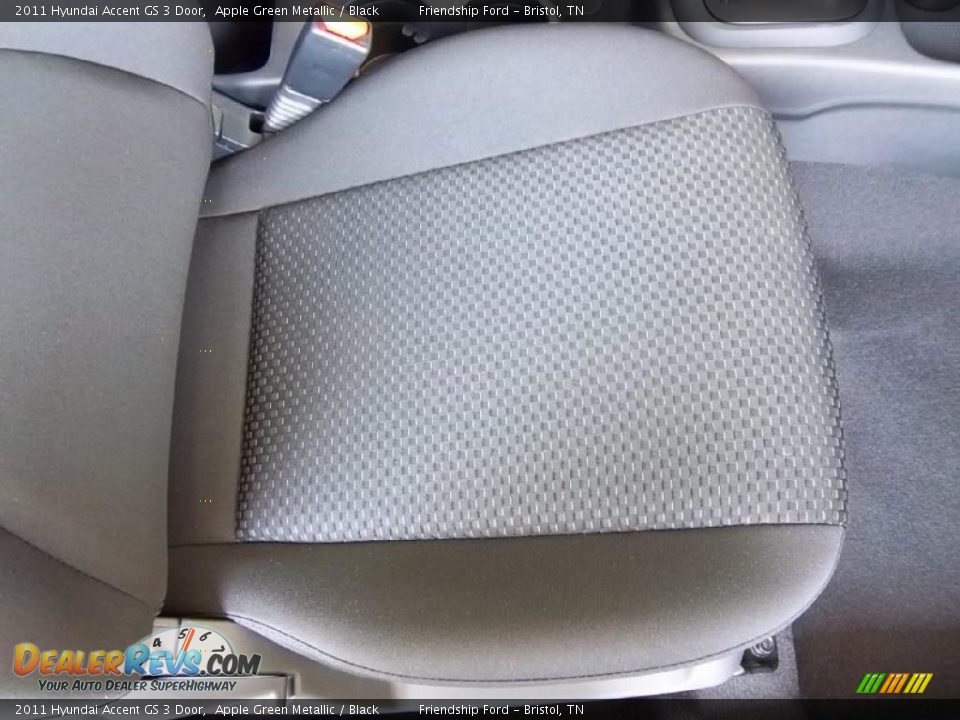 2011 Hyundai Accent GS 3 Door Apple Green Metallic / Black Photo #21