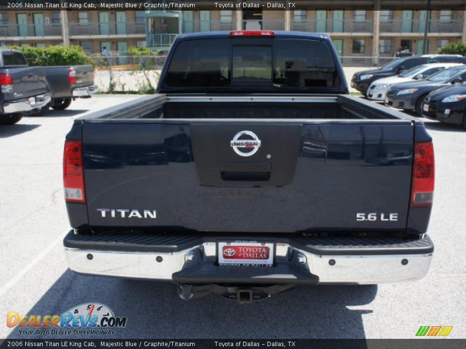 2006 Nissan Titan LE King Cab Majestic Blue / Graphite/Titanium Photo #3