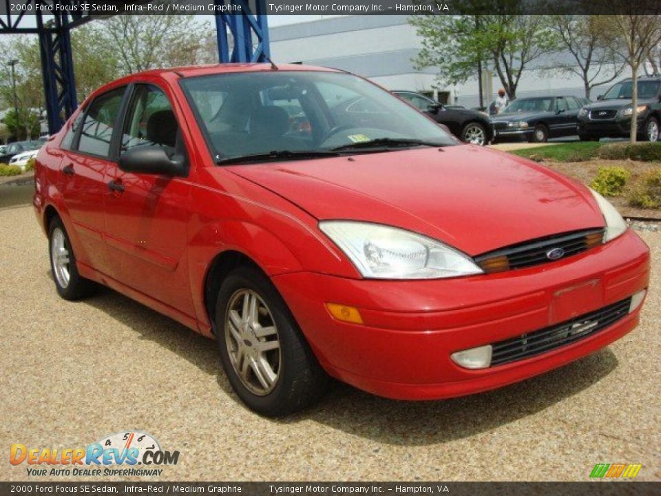 2000 Ford Focus SE Sedan Infra-Red / Medium Graphite Photo #7