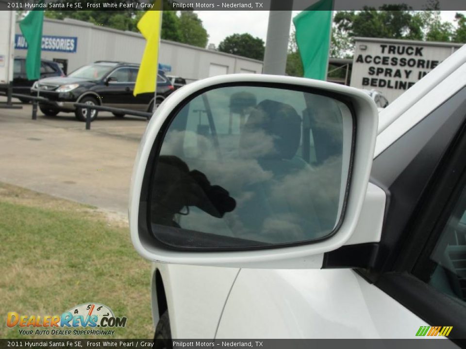 2011 Hyundai Santa Fe SE Frost White Pearl / Gray Photo #13