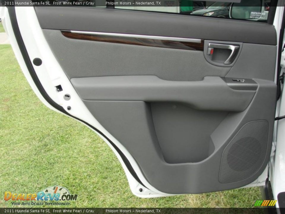 2011 Hyundai Santa Fe SE Frost White Pearl / Gray Photo #21