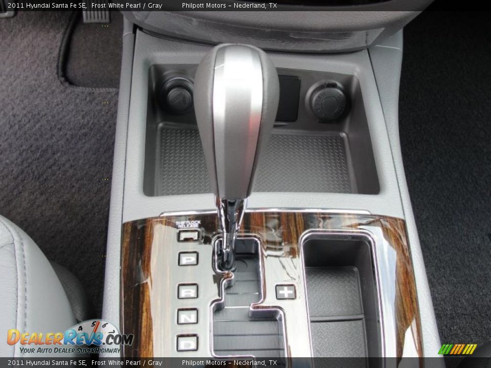 2011 Hyundai Santa Fe SE Shifter Photo #32