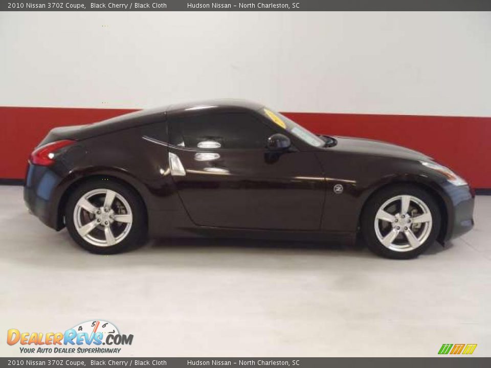 2010 Nissan 370z black cherry #5