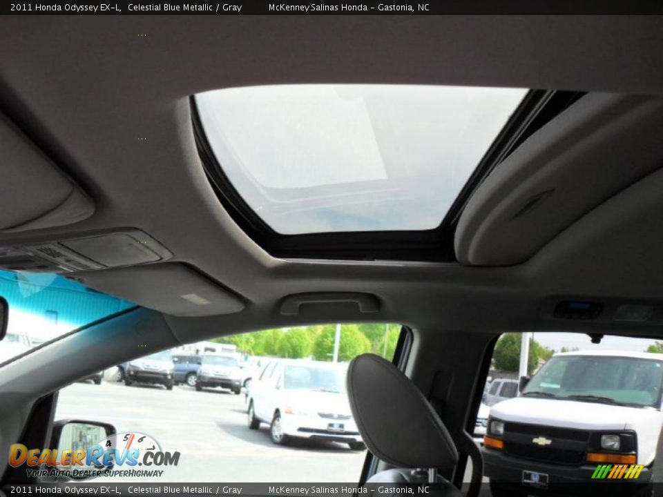 2011 Honda Odyssey EX-L Celestial Blue Metallic / Gray Photo #10