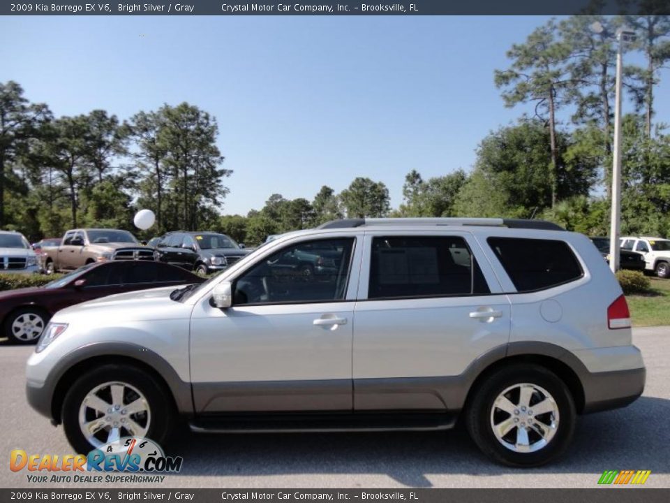 Bright Silver 2009 Kia Borrego EX V6 Photo #2