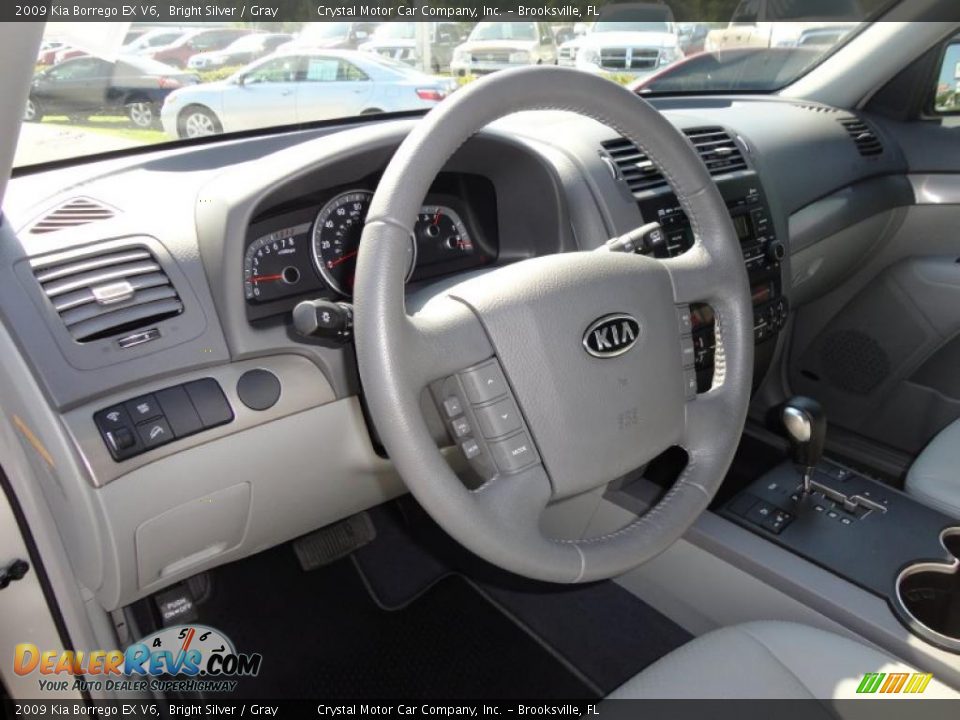 2009 Kia Borrego EX V6 Steering Wheel Photo #6