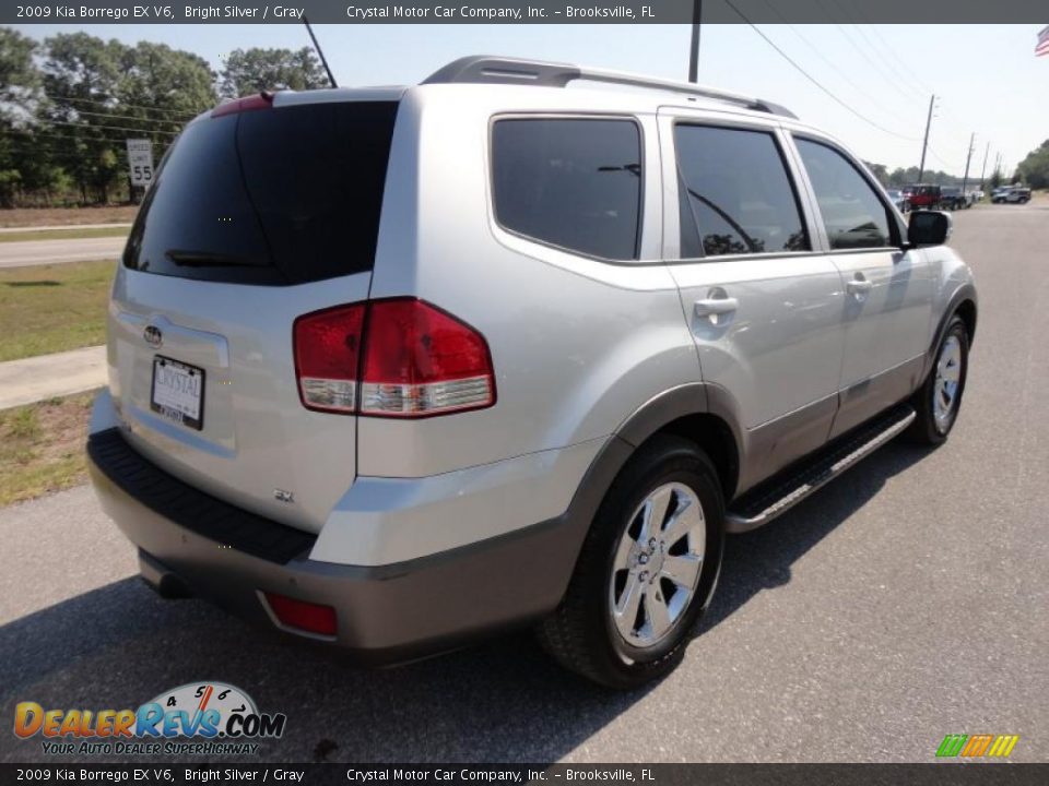 2009 Kia Borrego EX V6 Bright Silver / Gray Photo #12