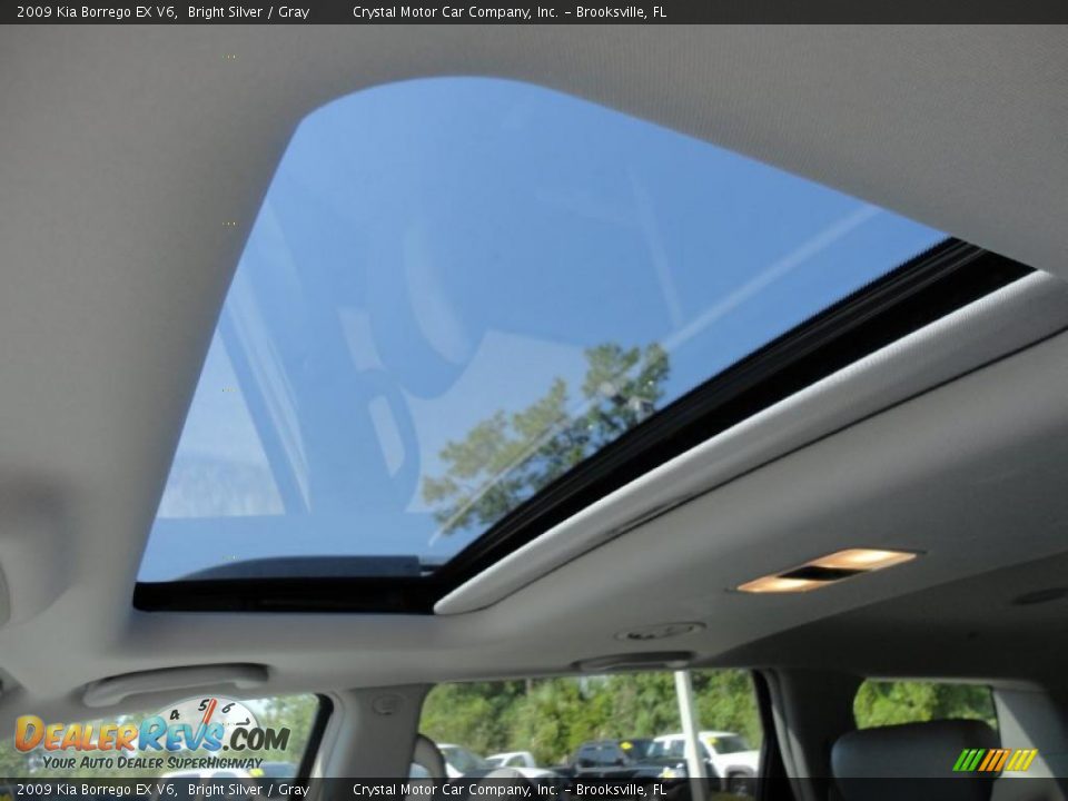 Sunroof of 2009 Kia Borrego EX V6 Photo #34