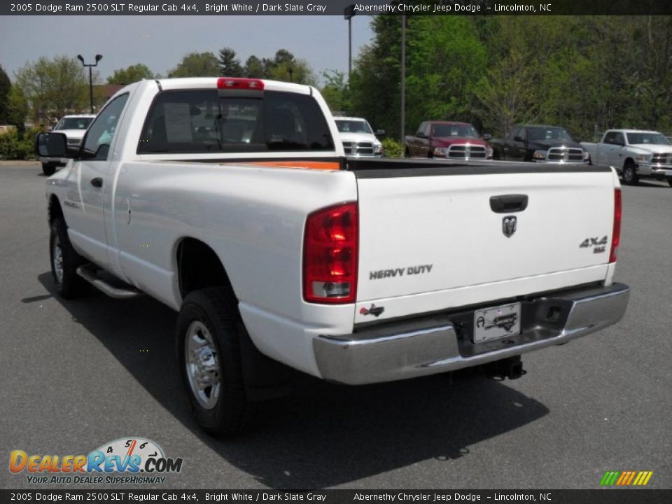 2005 Dodge Ram 2500 SLT Regular Cab 4x4 Bright White / Dark Slate Gray Photo #2