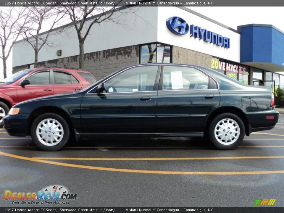 1997 Honda Accord EX Sedan Sherwood Green Metallic / Ivory Photo #7