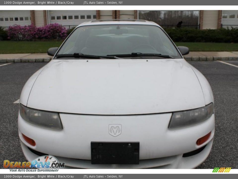 1999 Dodge Avenger Bright White / Black/Gray Photo #2