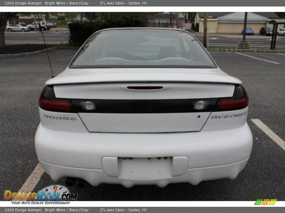 Bright White 1999 Dodge Avenger  Photo #5