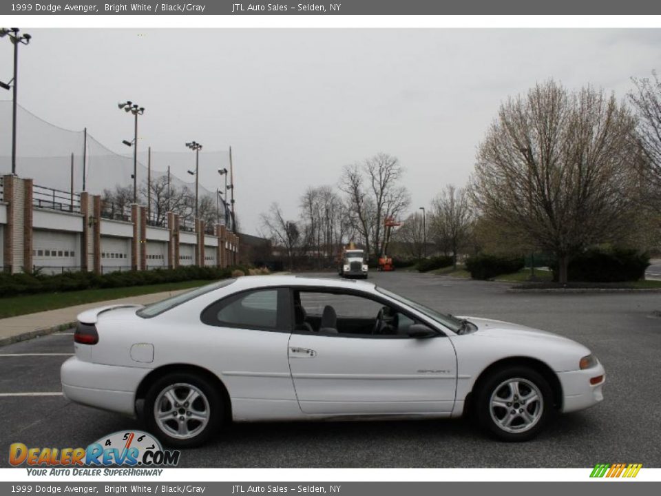 1999 Dodge Avenger Bright White / Black/Gray Photo #7