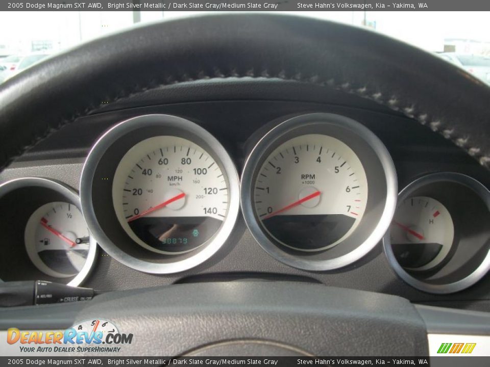 2005 Dodge Magnum SXT AWD Gauges Photo #4