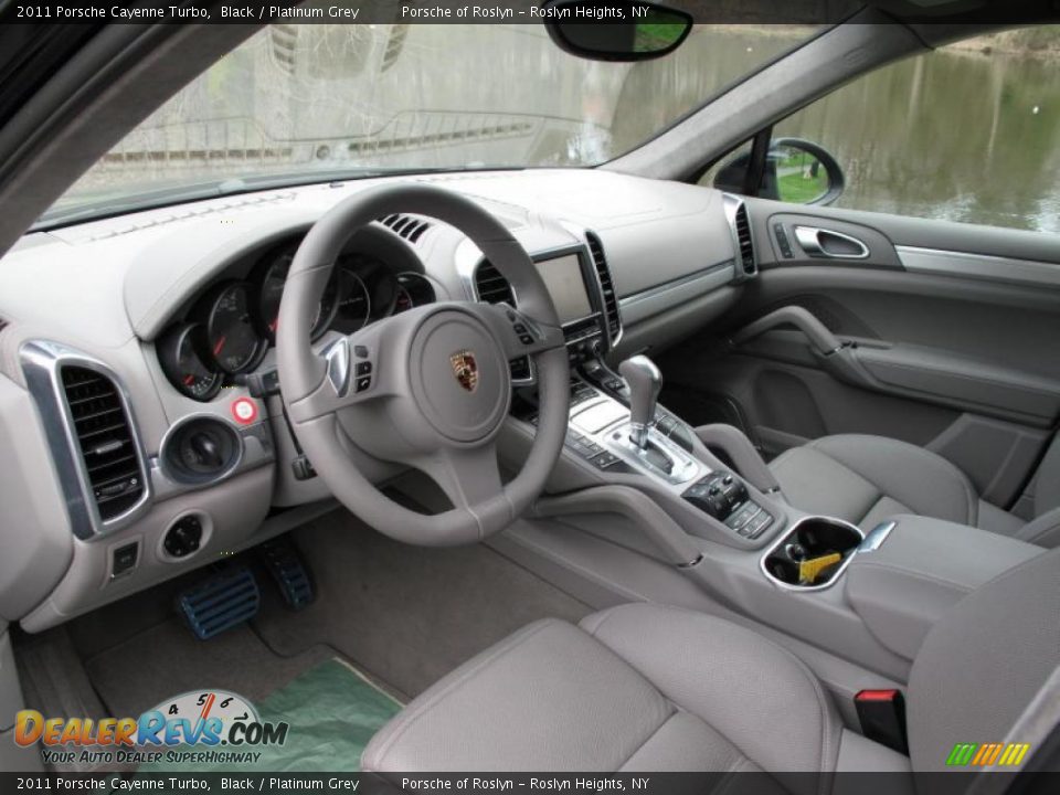 Dashboard of 2011 Porsche Cayenne Turbo Photo #10