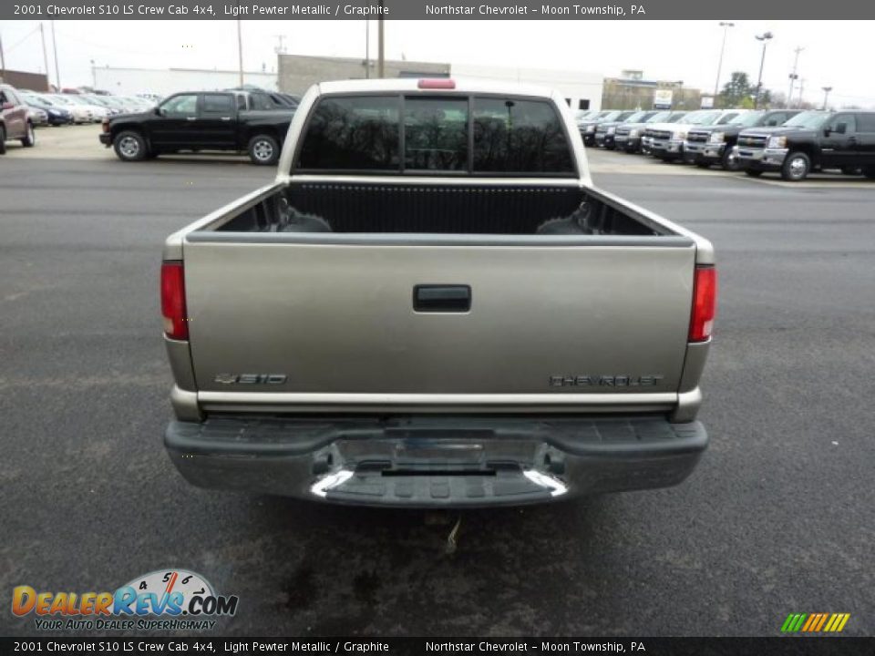 2001 Chevrolet S10 LS Crew Cab 4x4 Light Pewter Metallic / Graphite Photo #5