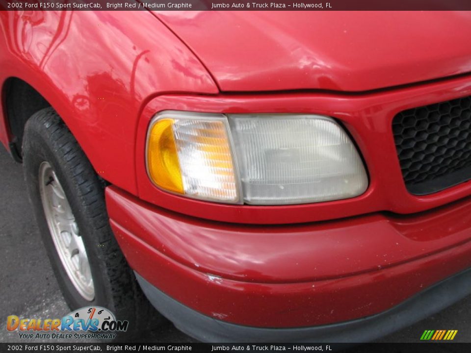 2002 Ford F150 Sport SuperCab Bright Red / Medium Graphite Photo #2