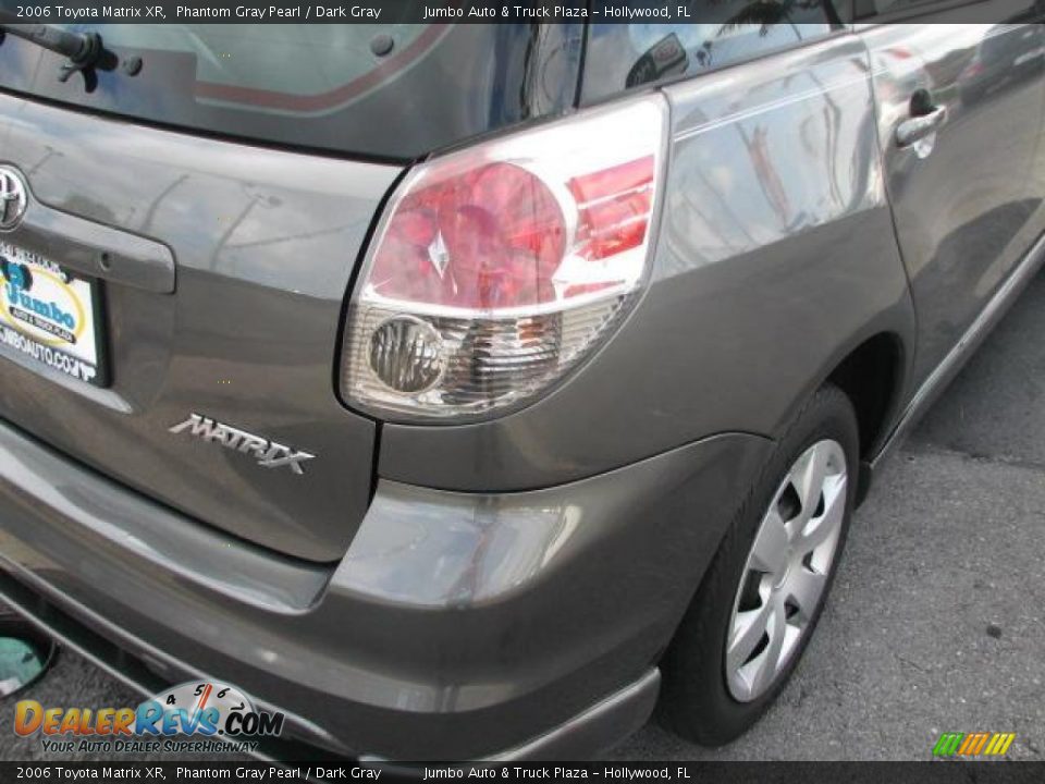 2006 Toyota Matrix XR Phantom Gray Pearl / Dark Gray Photo #11