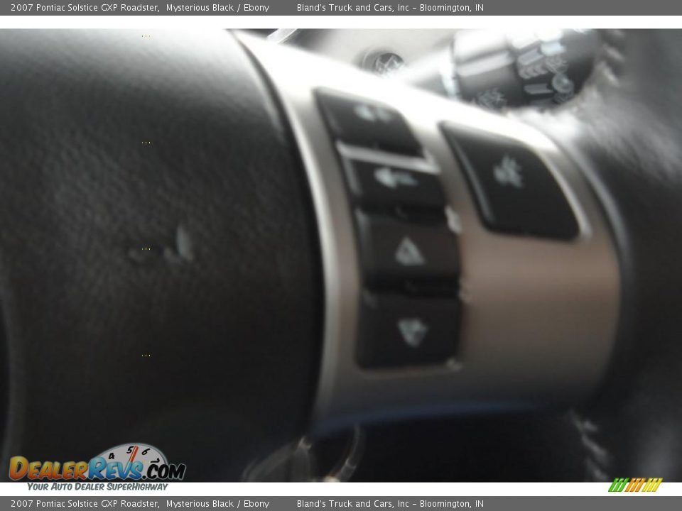 2007 Pontiac Solstice GXP Roadster Mysterious Black / Ebony Photo #18