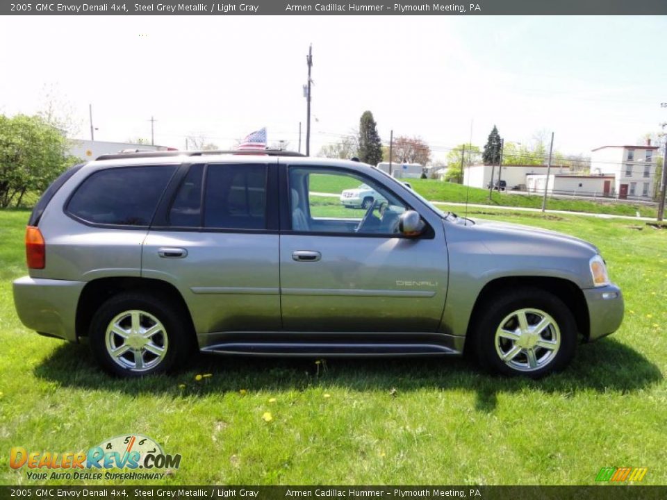 Steel Grey Metallic 2005 GMC Envoy Denali 4x4 Photo #7