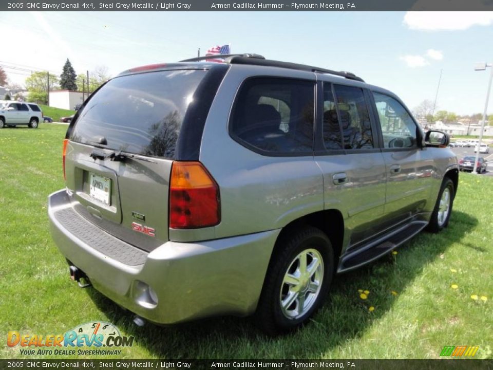 2005 GMC Envoy Denali 4x4 Steel Grey Metallic / Light Gray Photo #8
