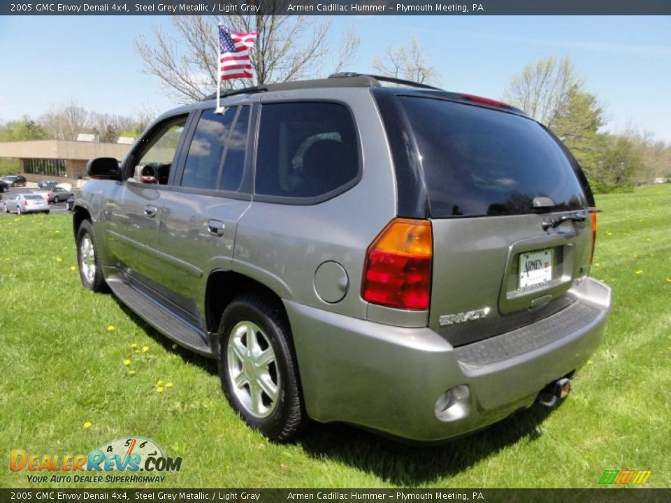 2005 GMC Envoy Denali 4x4 Steel Grey Metallic / Light Gray Photo #10