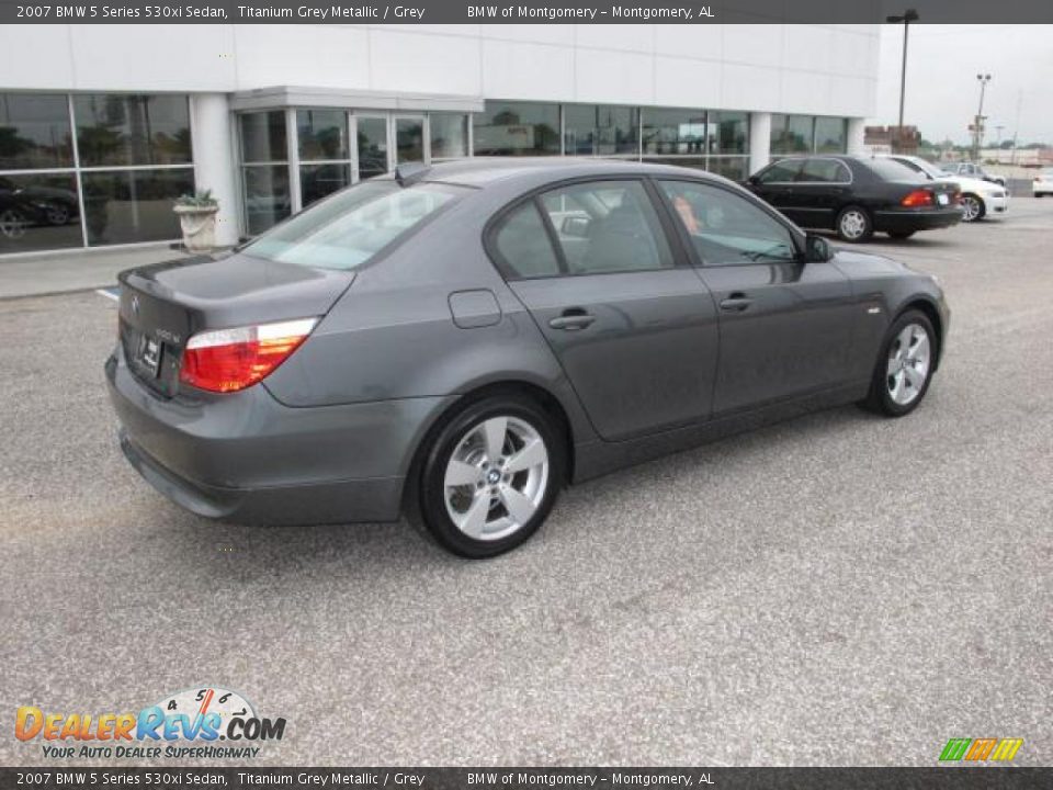 2007 BMW 5 Series 530xi Sedan Titanium Grey Metallic / Grey Photo #3