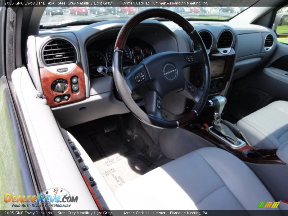 2005 GMC Envoy Denali 4x4 Steel Grey Metallic / Light Gray Photo #12