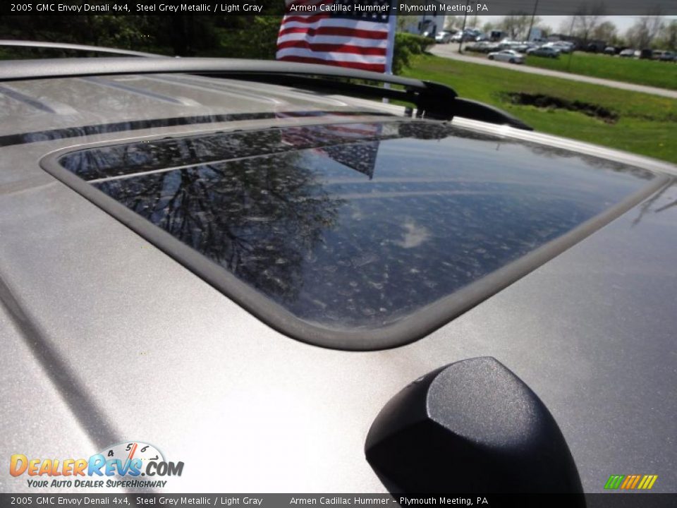 2005 GMC Envoy Denali 4x4 Steel Grey Metallic / Light Gray Photo #22