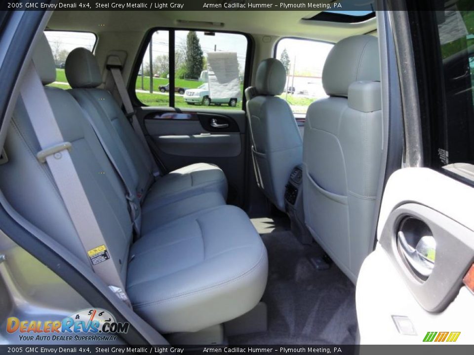 2005 GMC Envoy Denali 4x4 Steel Grey Metallic / Light Gray Photo #23