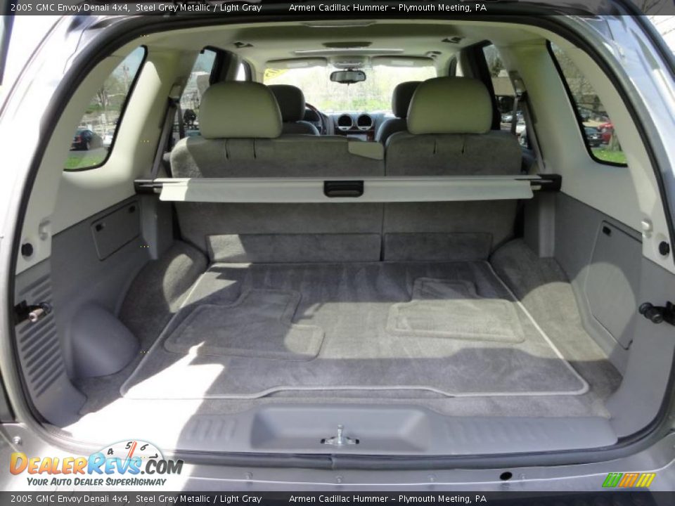 2005 GMC Envoy Denali 4x4 Steel Grey Metallic / Light Gray Photo #24