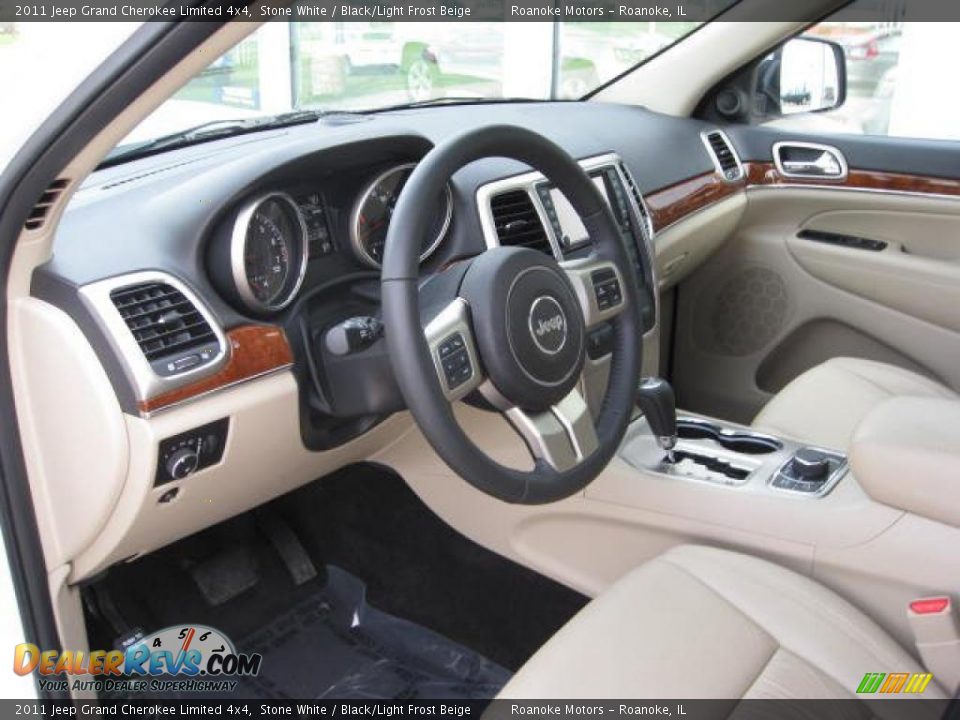 Black Light Frost Beige Interior 2011 Jeep Grand Cherokee